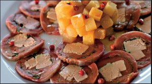 Карпачо из утиной грудки с ананасами